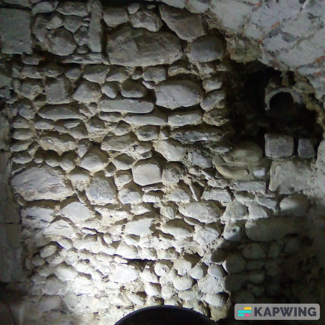 Logo Reynaud Artisan – Maçonnerie et éco-construction à Fribourg