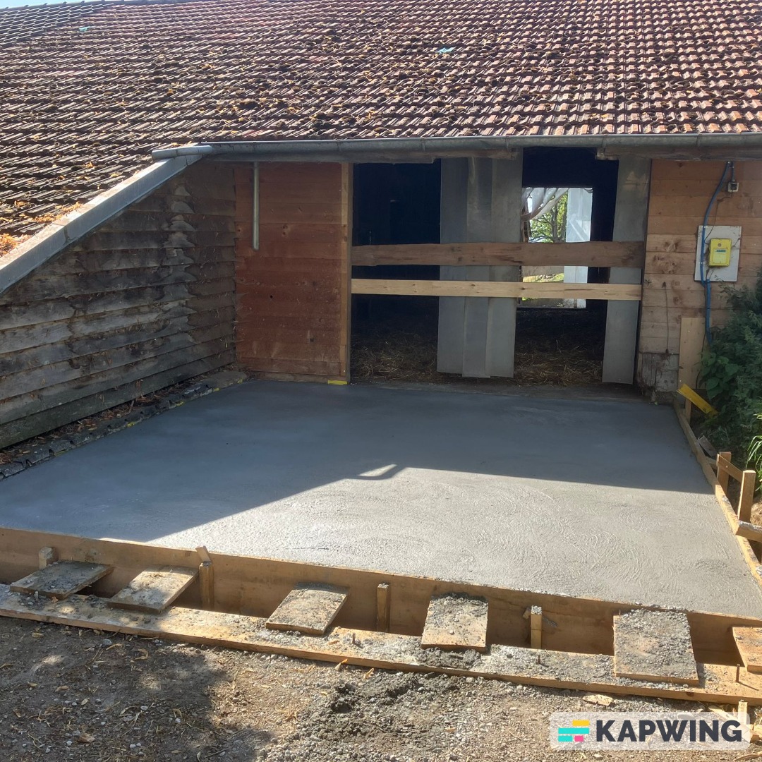 Logo Reynaud Artisan – Maçonnerie et éco-construction à Fribourg